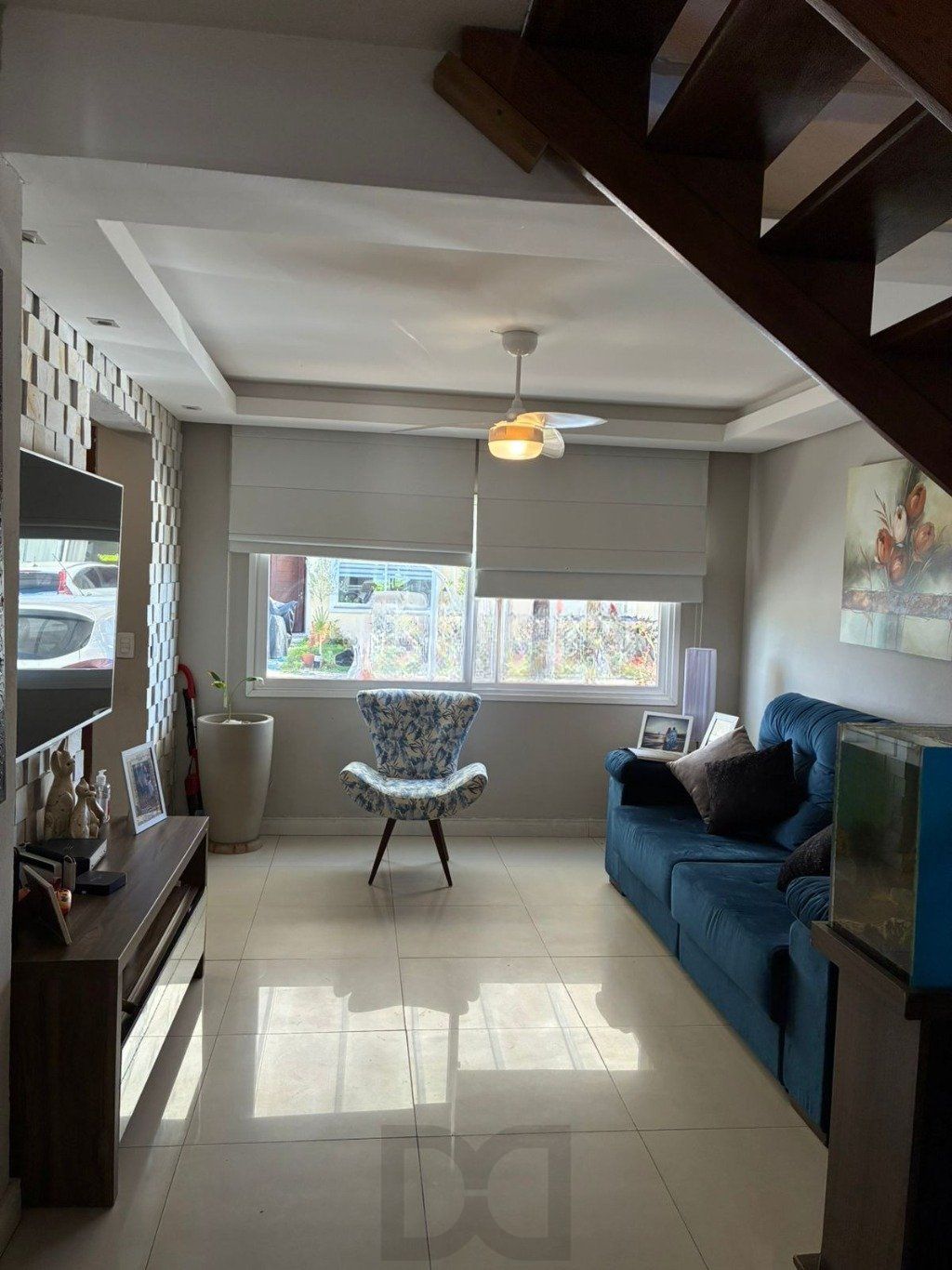 Casa em condomínio 3 quartos, vaga de garagem e lareira no bairro Hipica — foto 2