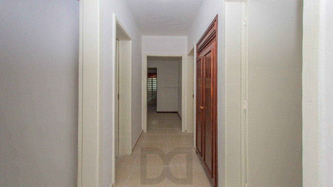 Casa 3 Dorm com Suíte e 4 Vagas no Jardim do Salso Próx PUCRS — foto 11