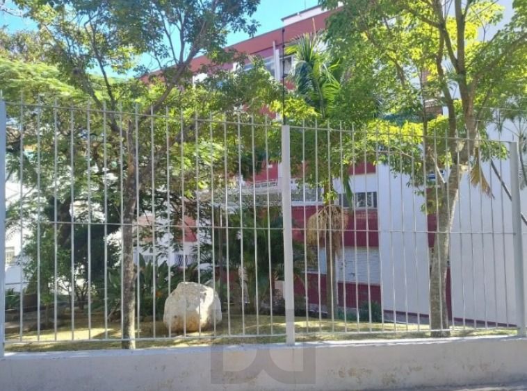 Apartamento de 2 dormitórios com 1 vaga de garagem no bairro Passo da Areia — foto 18