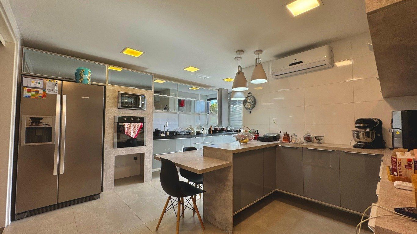 Apartamento semi mobiliado de 3 dormitórios no bairro Pedra Redonda — foto 9