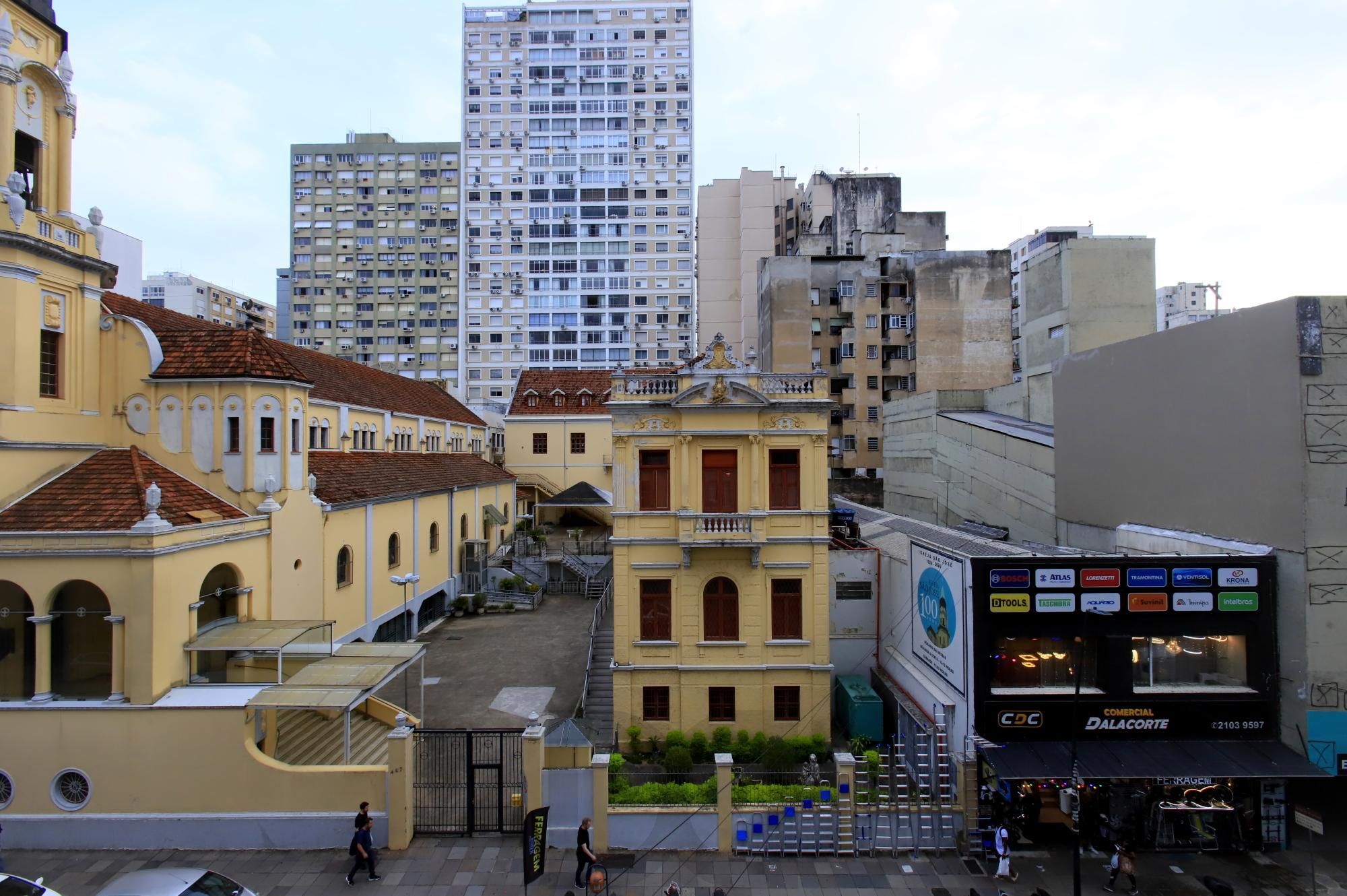 Apartamento 3 quartos com elevador no centro de Porto Alegre para Comprar — foto 8