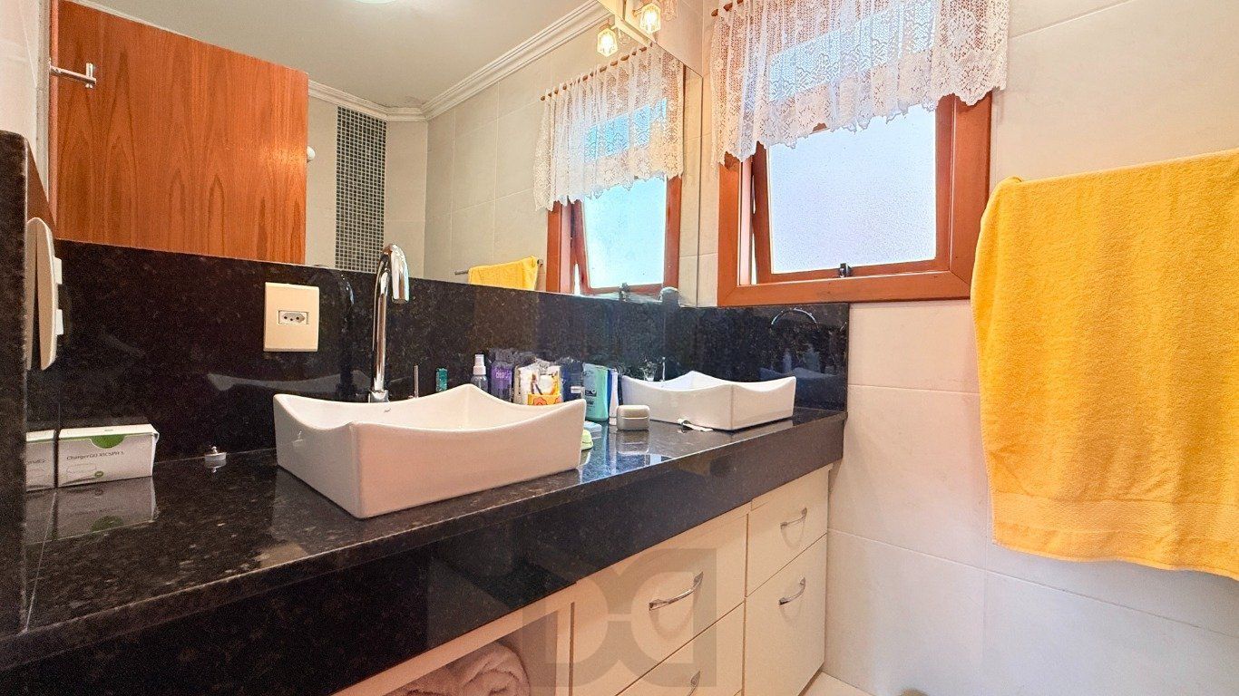 Apartamento com 3 dormitórios, 1 suíte e 268m² à venda em Higienópolis. — foto 12