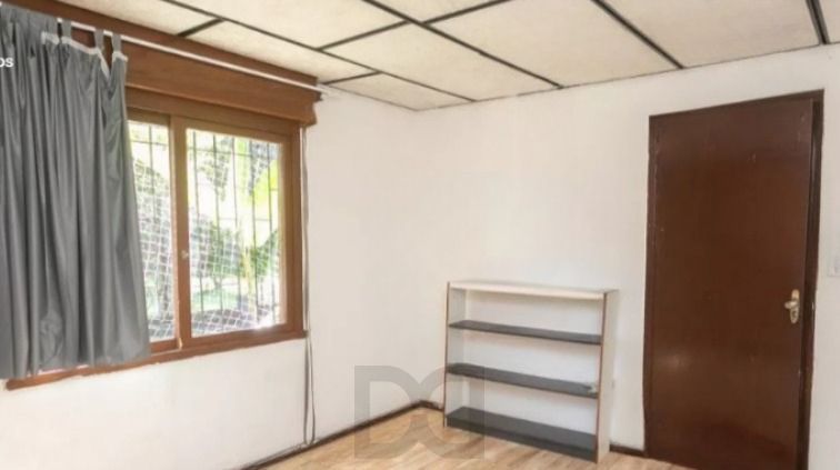 Casa com 3 dormitórios e 2 vagas no Bairro Parque dos Maias — foto 6