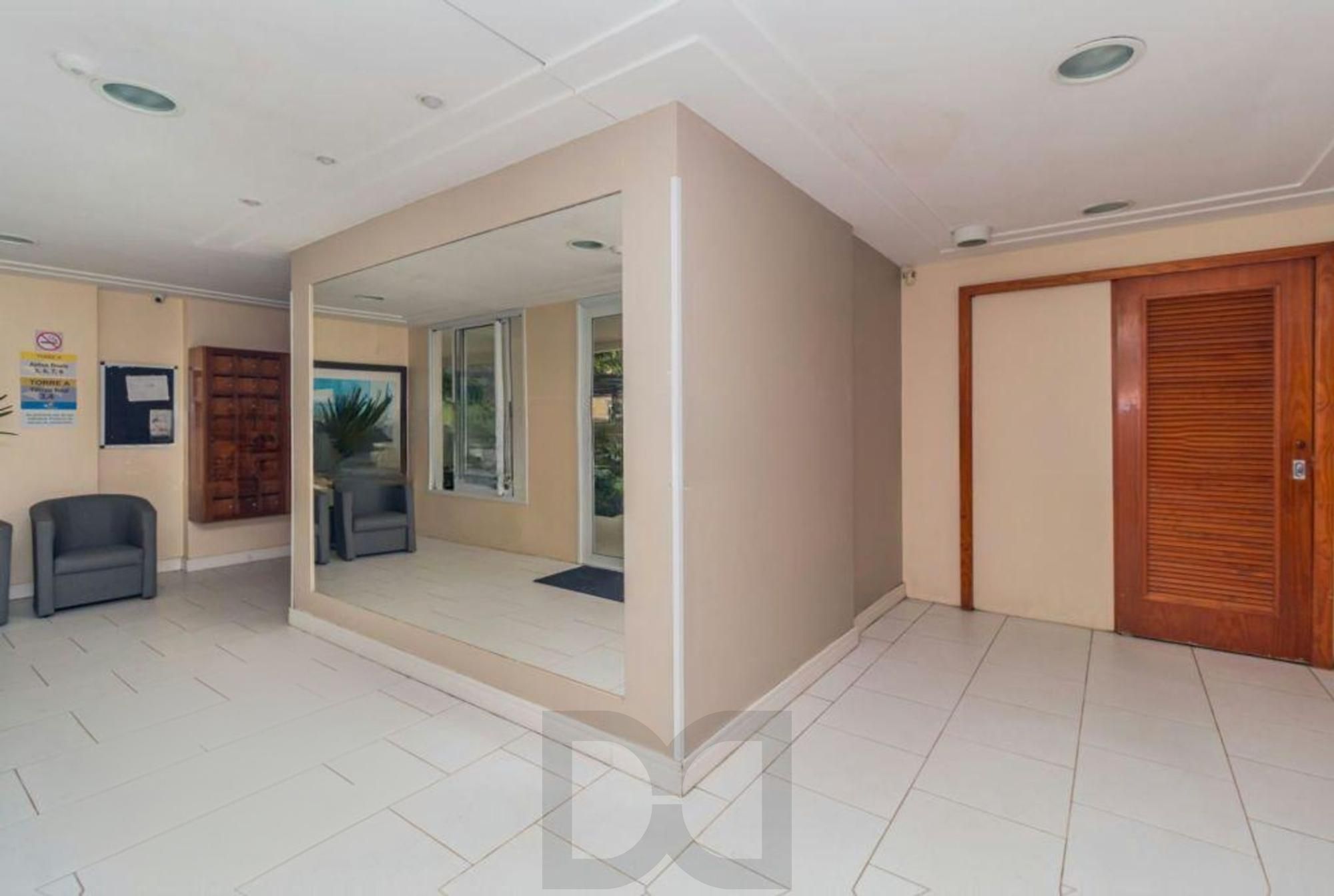 Apartamento 3 Dormitórios com Sacada e Vaga no Jardim Carvalho — foto 24