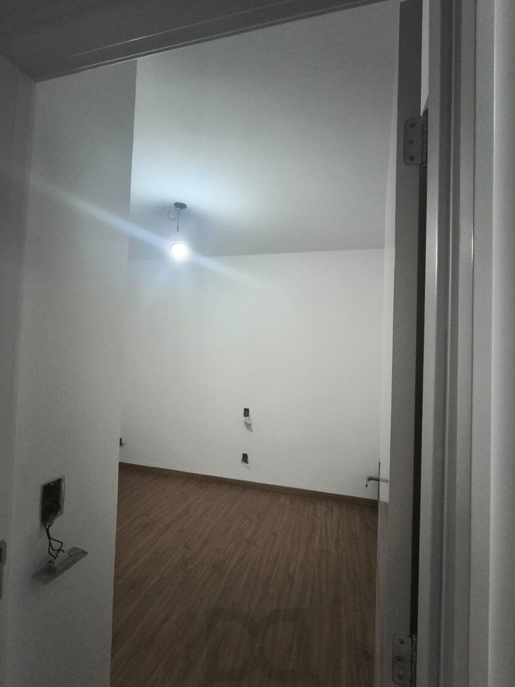Apartamento de 2 quartos, elevador e 1 vaga no bairro Jardim Leopoldina. — foto 8