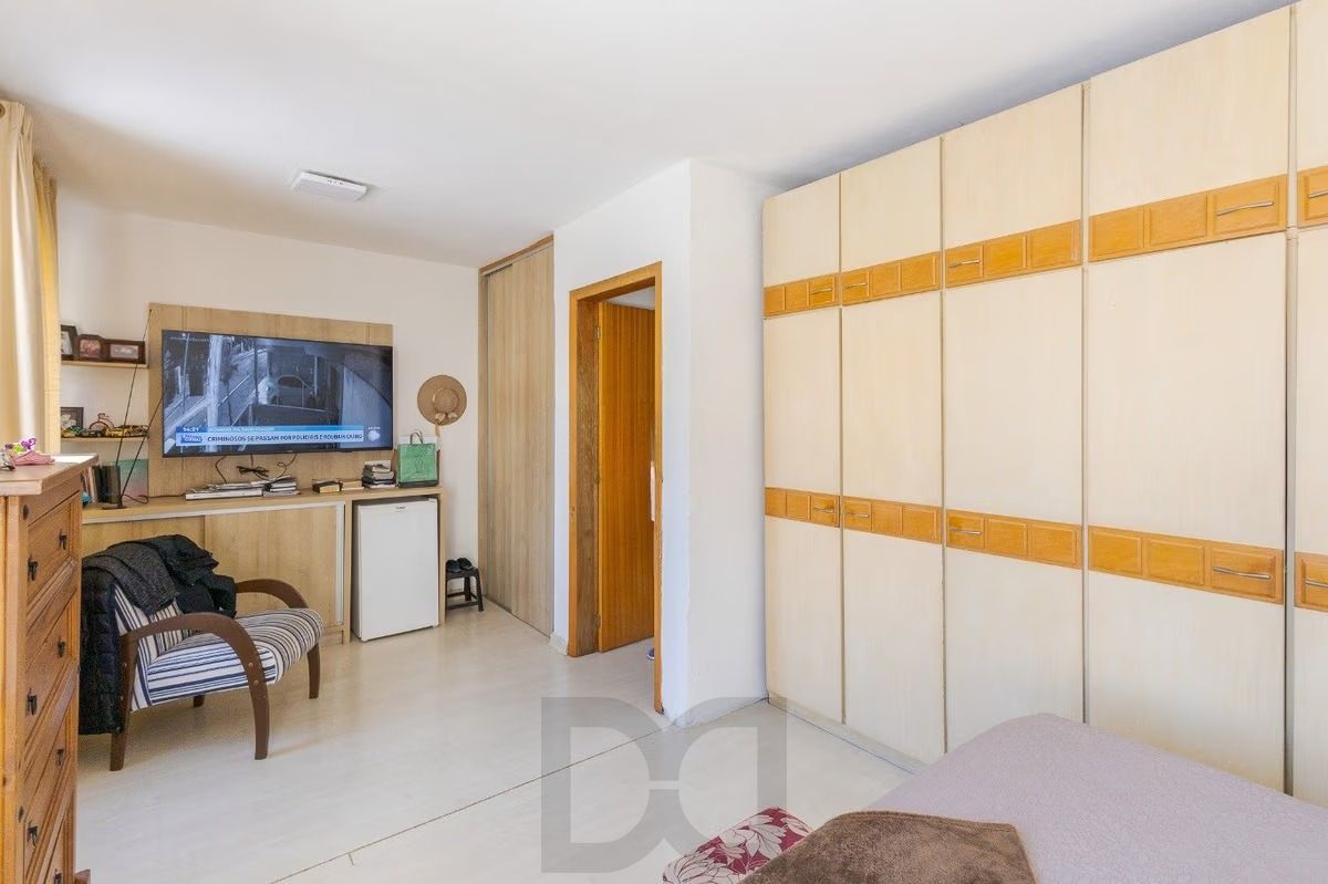 Apartamento Amplo no Rio Branco com 3 Dormitórios Próximo à UFRGS — foto 20