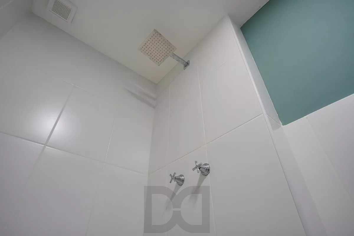 Apartamento 2 dormitórios suíte, elevador, infra e vaga coberta na Farrapos — foto 19