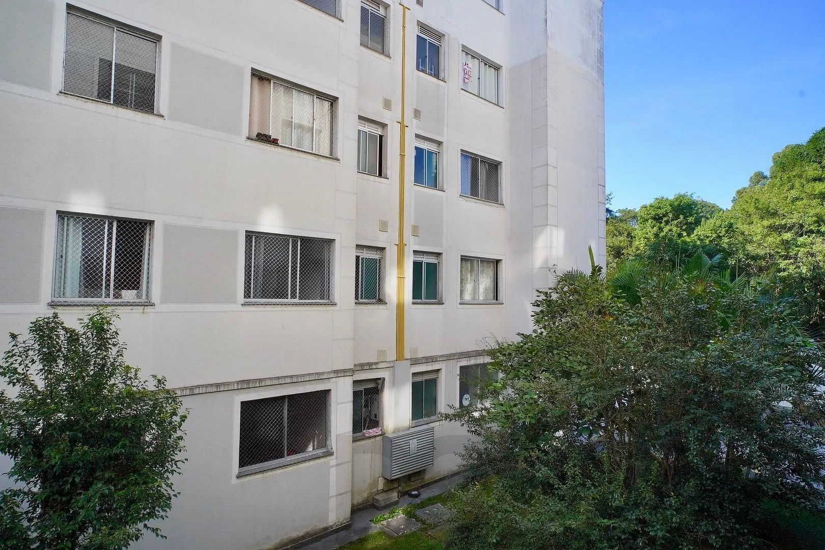 Apartamento térreo de 1 dormitório com 1 vaga coberta e fixa Bairro Santa Fé — foto 18