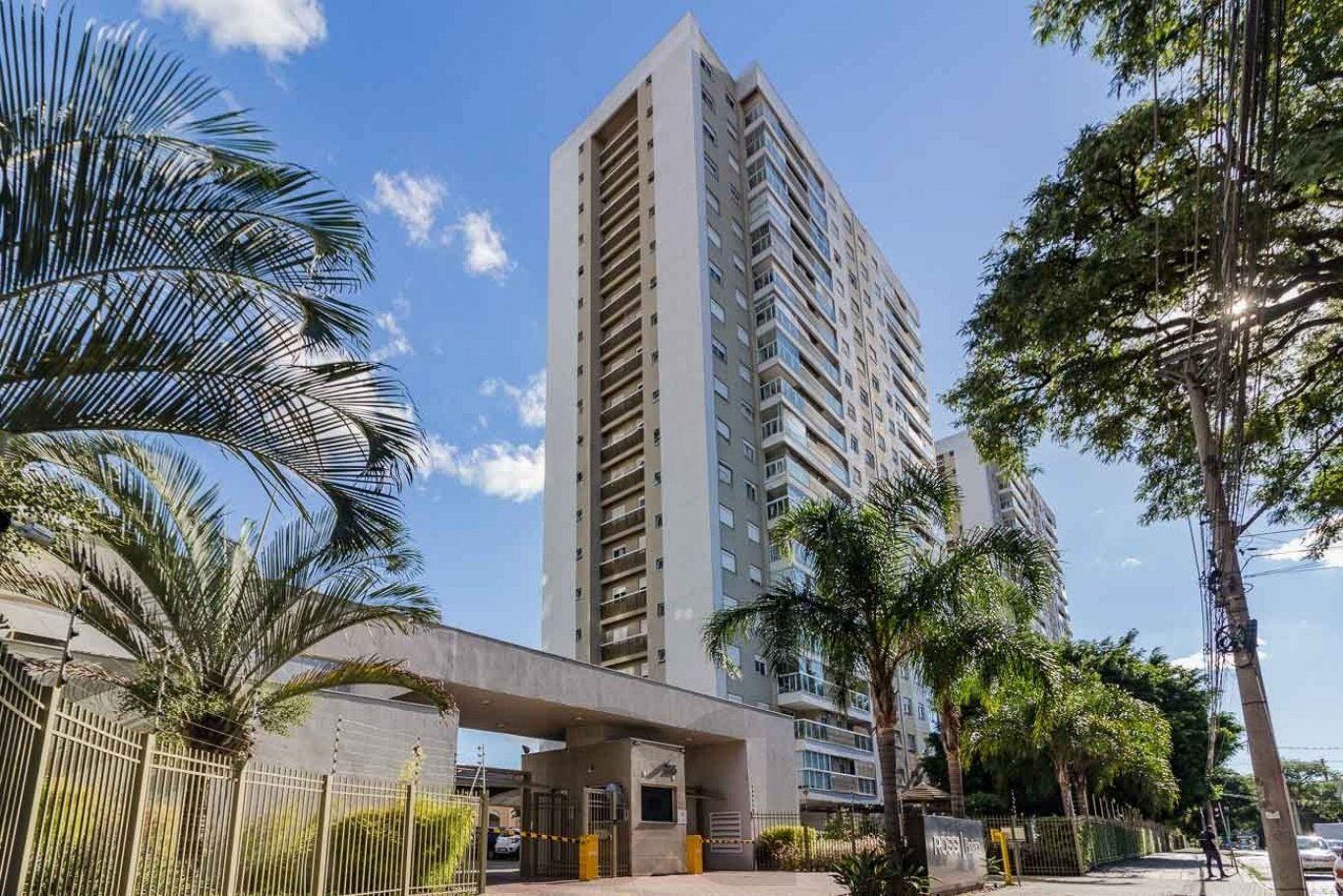 Apartamento 2 Dormitórios com Elevador e Vaga no São Geraldo — foto 44