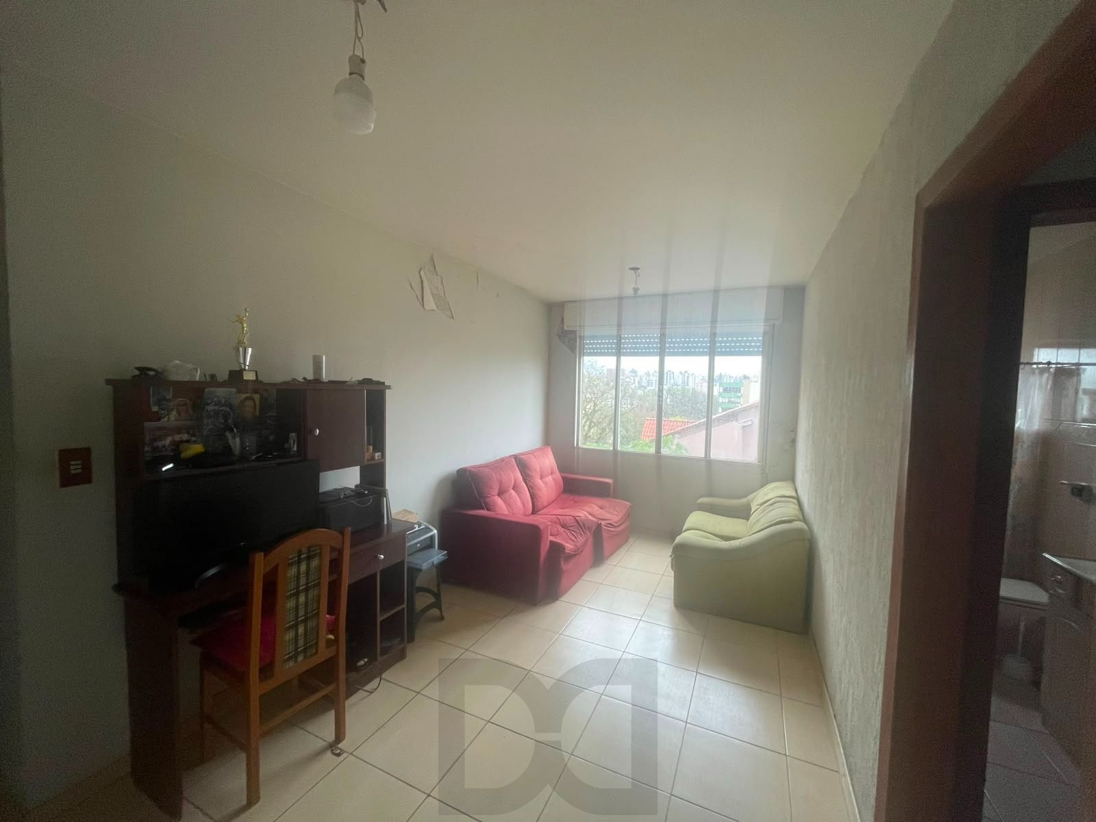 Apartamento com 2 quartos, 1dep. Empregada e sol da manha no bairro Partenon — foto 3