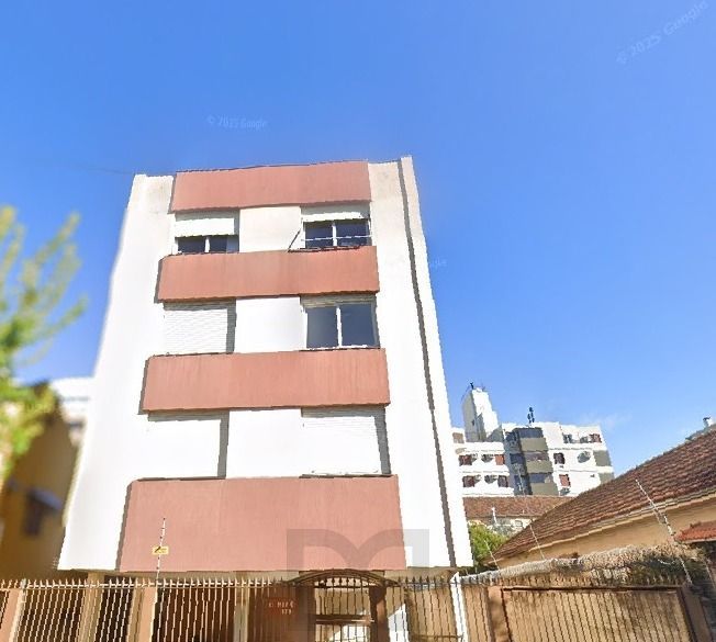 Apartamento de 2 quartos, 1 vaga no bairro Menino Deus — foto 2
