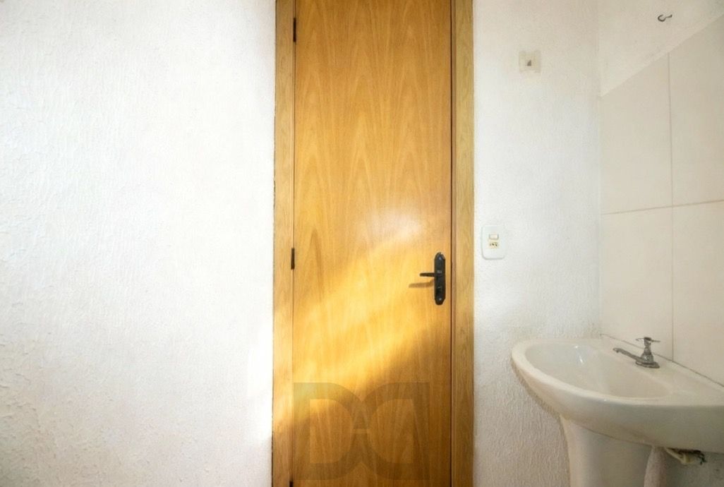 Apartamento 2 quartos com vaga no Bairro Jardim Leopoldina Porto Alegre — foto 3