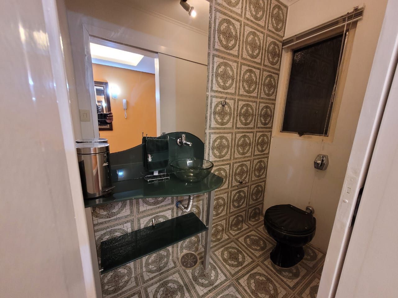 Apartamento de 3 dormitórios, 1 suíte e 1 vaga no bairro Petrópolis. — foto 14