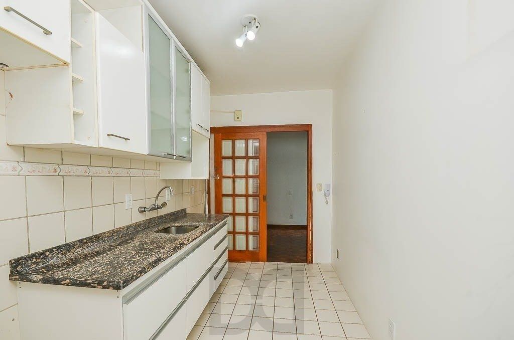 Apartamento 3 Quartos com Elevador e Vaga na Cavalhada — foto 14