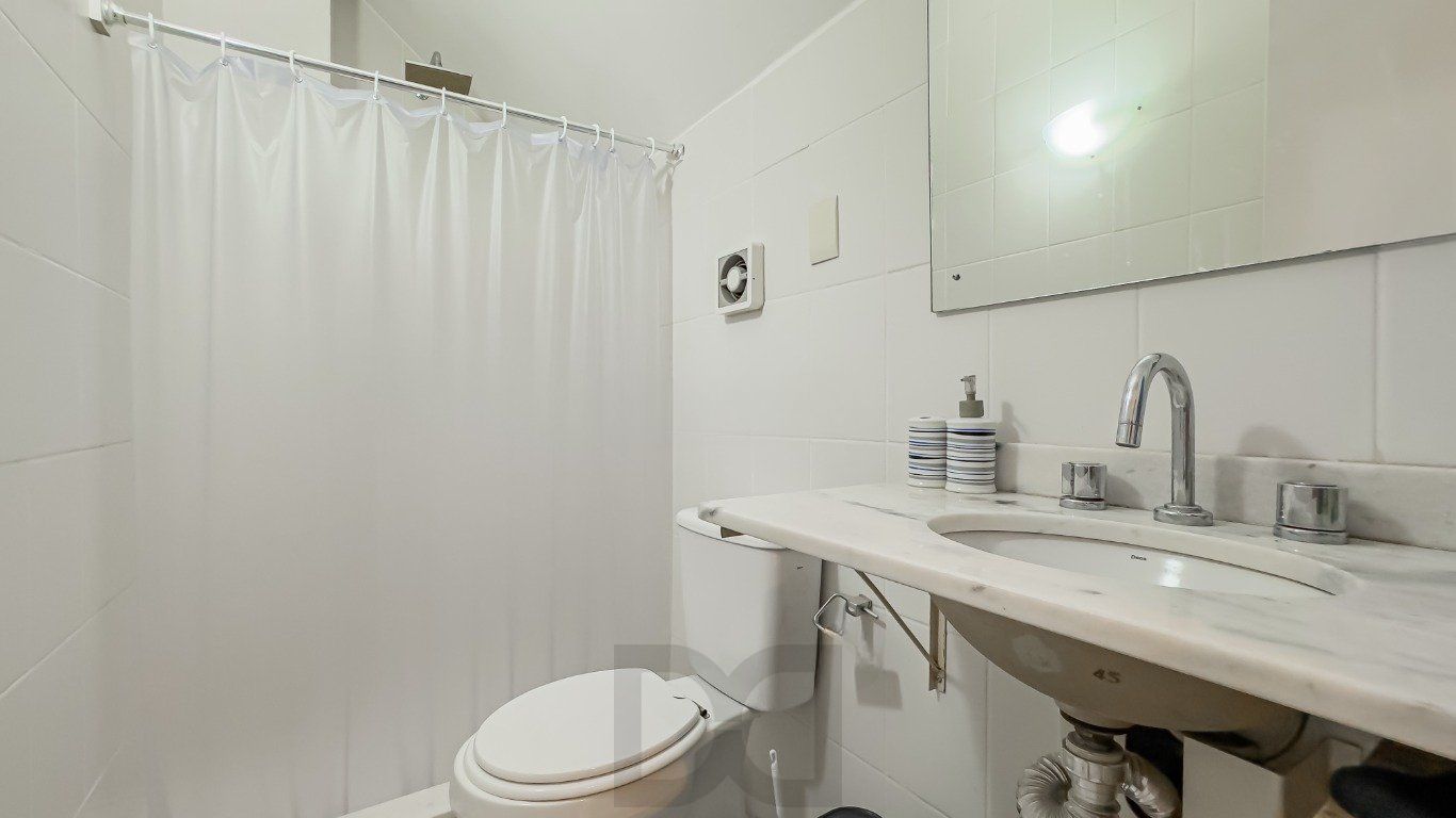 Casa com 4 quartos e 2 vagas em condomínio fechado no Bairro Ecoville. — foto 30