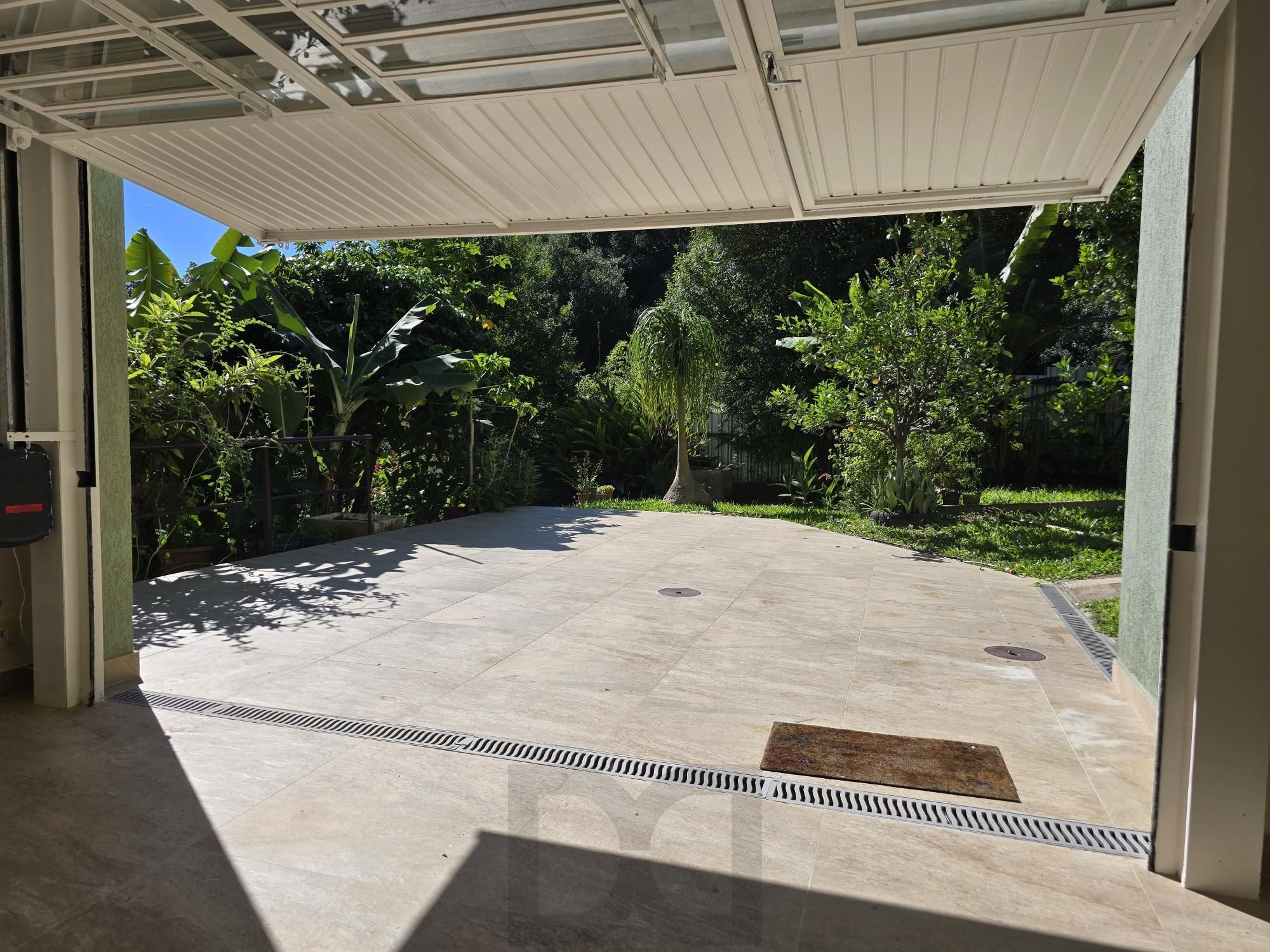 Casa 3 dormitórios, 1 suíte, 4 vagas 210 m² privativos no Belém Novo. — foto 64