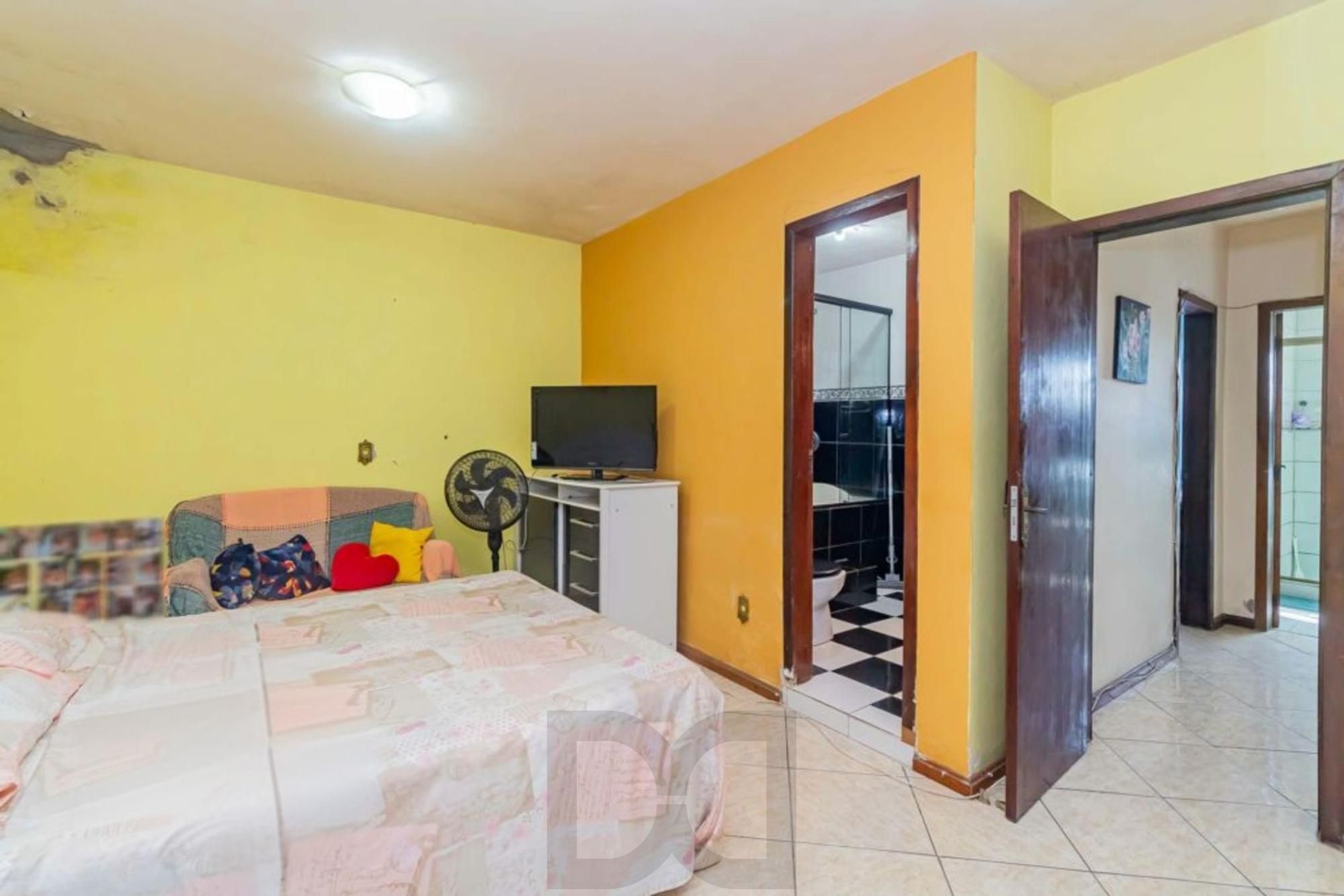 Casa com 4 quartos, 1 suíte , vaga de garagem e churrasqueira à venda em Sarandi. — foto 18