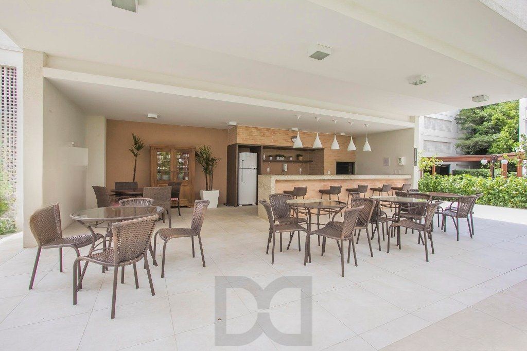 Apartamento com 3 dormitórios, 1 suíte, 1 vaga e elevador no Passo da Areia — foto 42