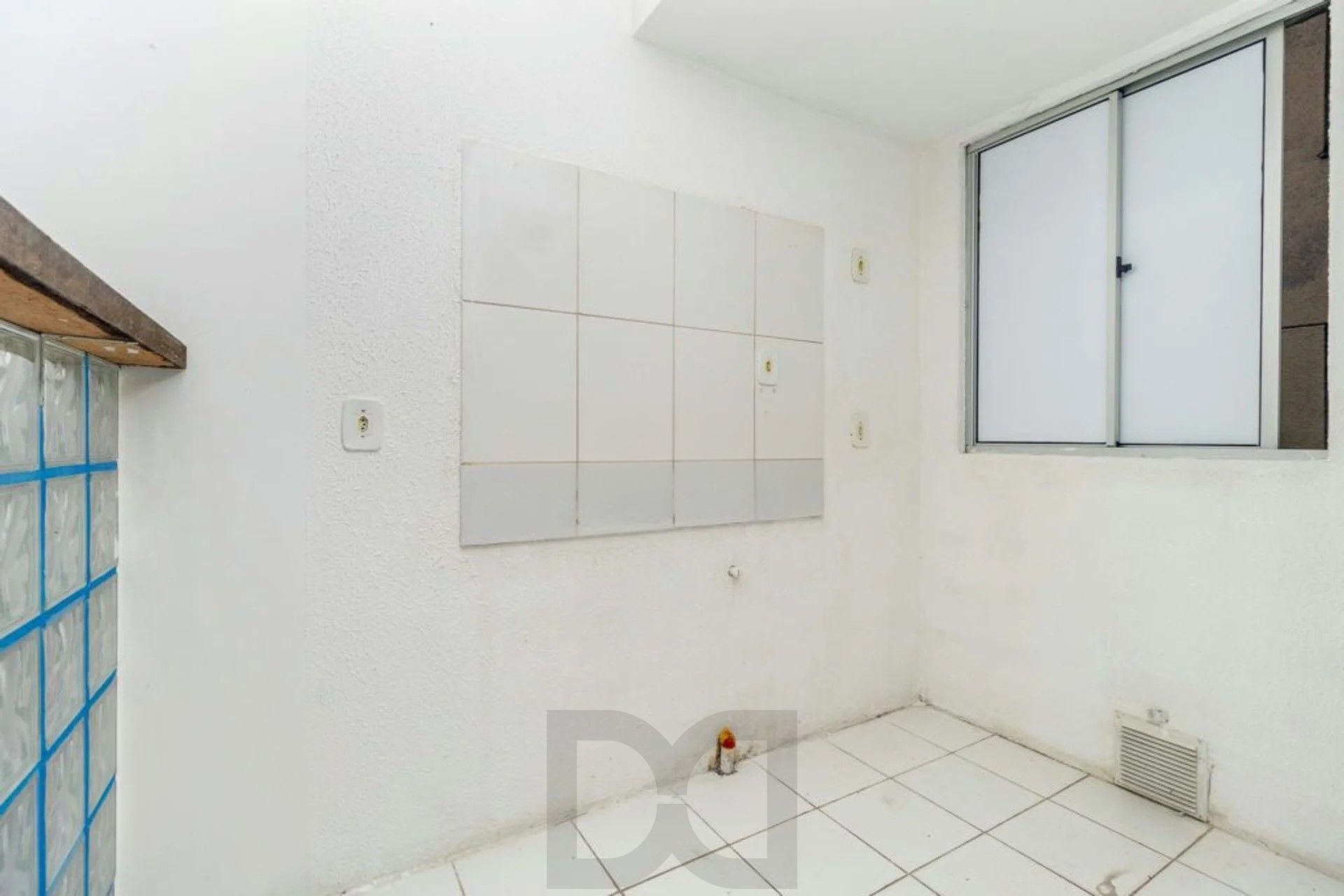 Apartamento com 2 quartos, vaga e portaria 24 hrs no bairro Rubem Berta — foto 12