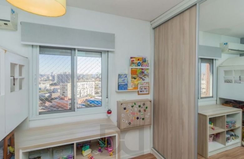 Apartamento de 3 quartos, suíte, elevador e 1 vaga no bairro Azenha — foto 15