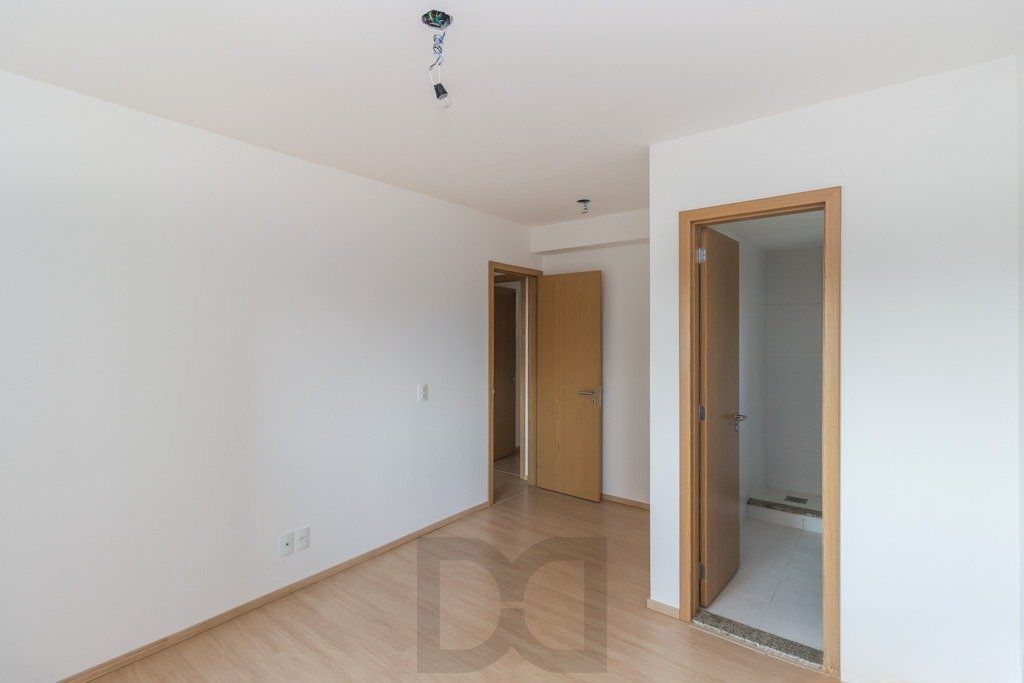 Apartamento com 3 dormitórios, 1 suíte, 1 vaga e elevador no Passo da Areia — foto 7
