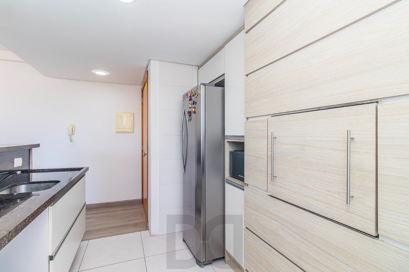 Apartamento 2 Dormitórios com Terraço e 2 Vagas – Higienópolis, Porto Alegre — foto 13