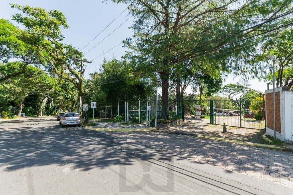 Apartamento térreo de 2 dormitórios e 1 vaga no bairro Nonoai — foto 3