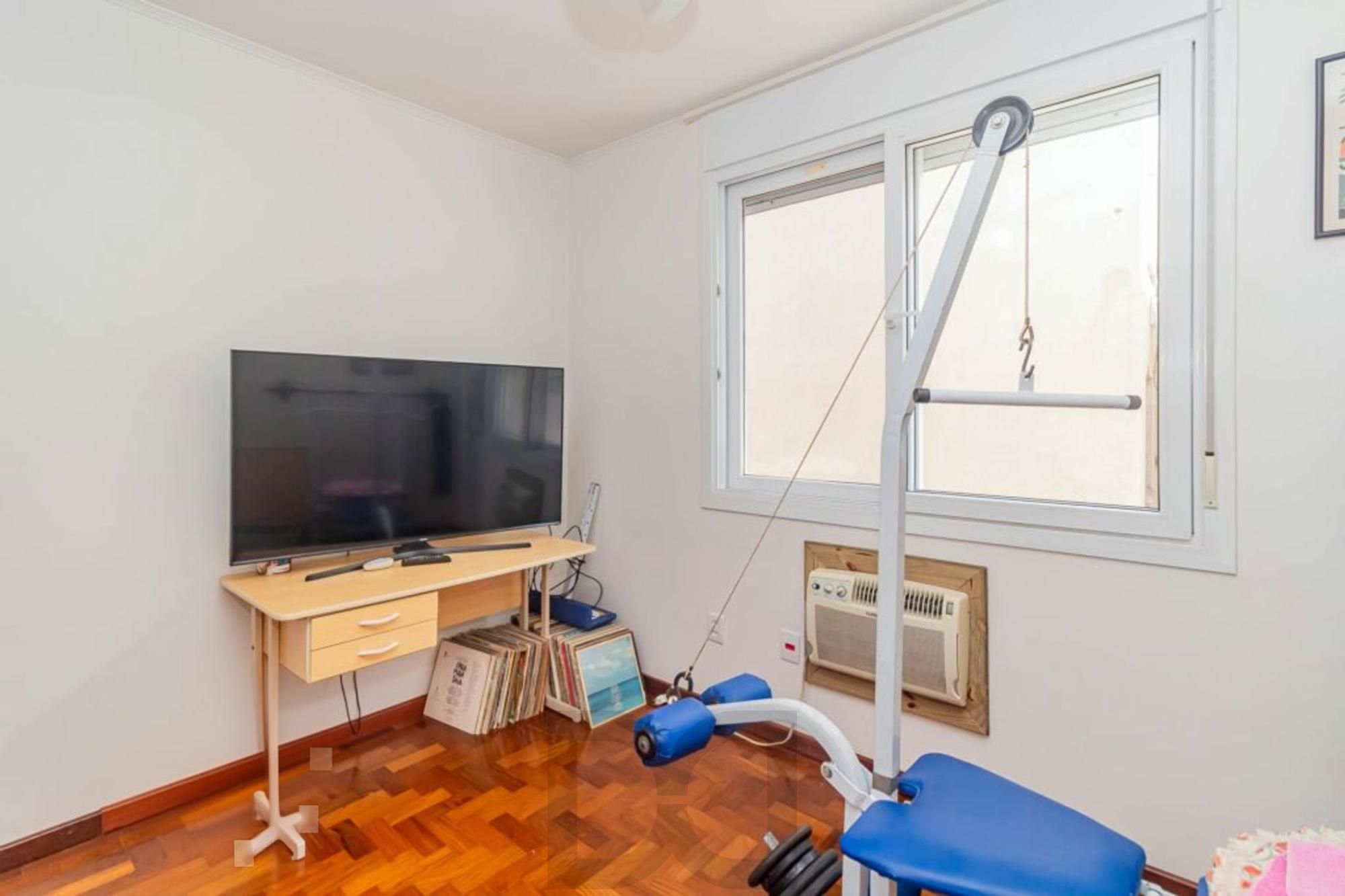 Apartamento 3 quartos, 1 suíte, 2 vagas no Petrópolis. — foto 14