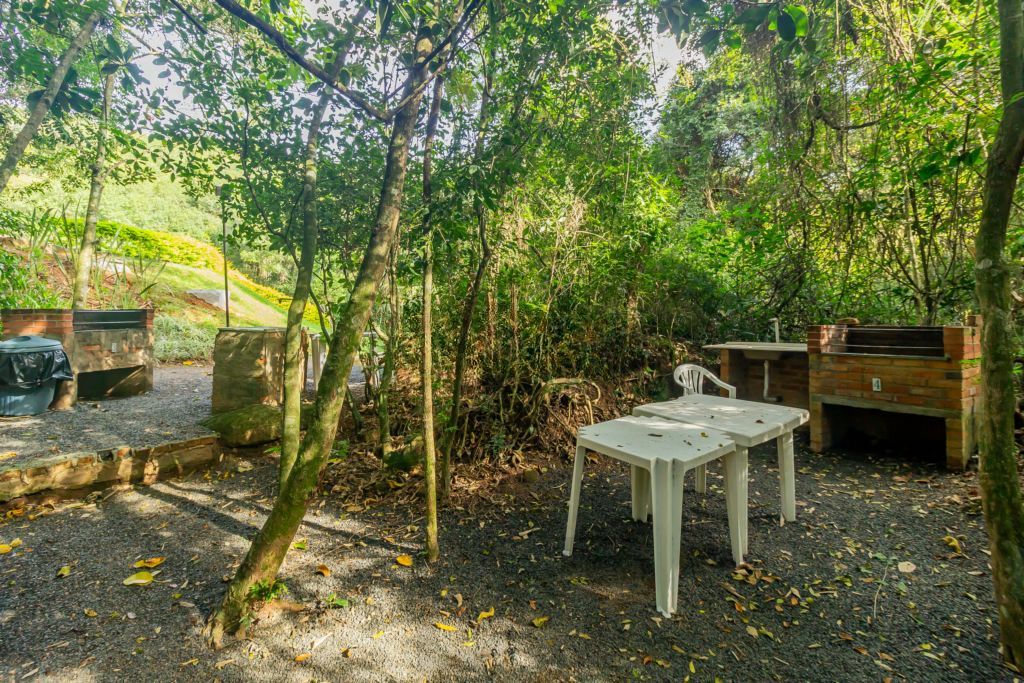 Apartamento com 2 quartos, semi mobiliado, vaga e elevador no bairro Nonoai — foto 26