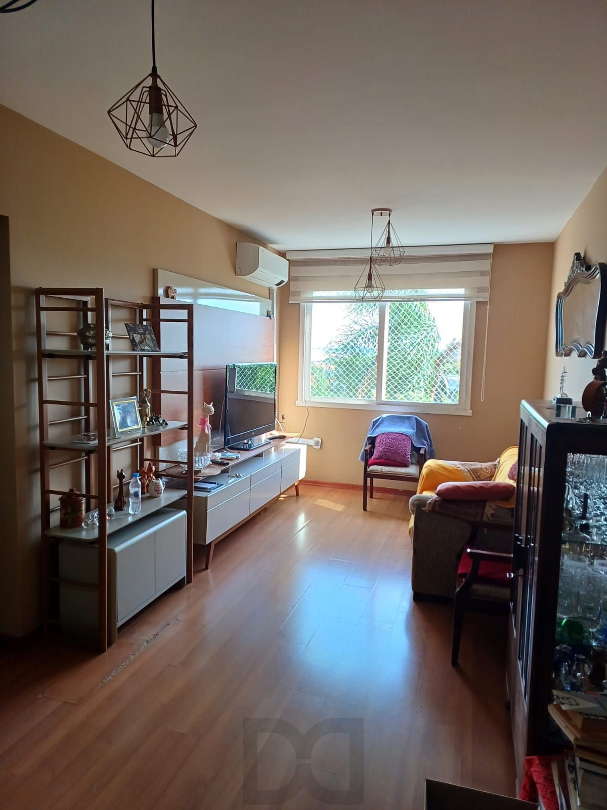 Apartamento de 3 quartos, elevador e 1 vaga no bairro Tristeza.