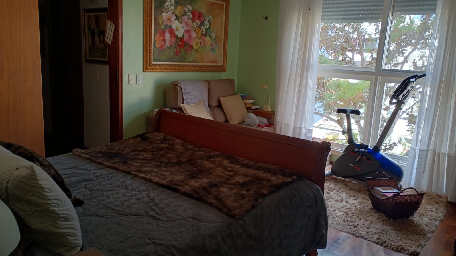Apartamento com 3 quartos, elevador no Bairro jardim Botânico em Porto Alegre. — foto 10