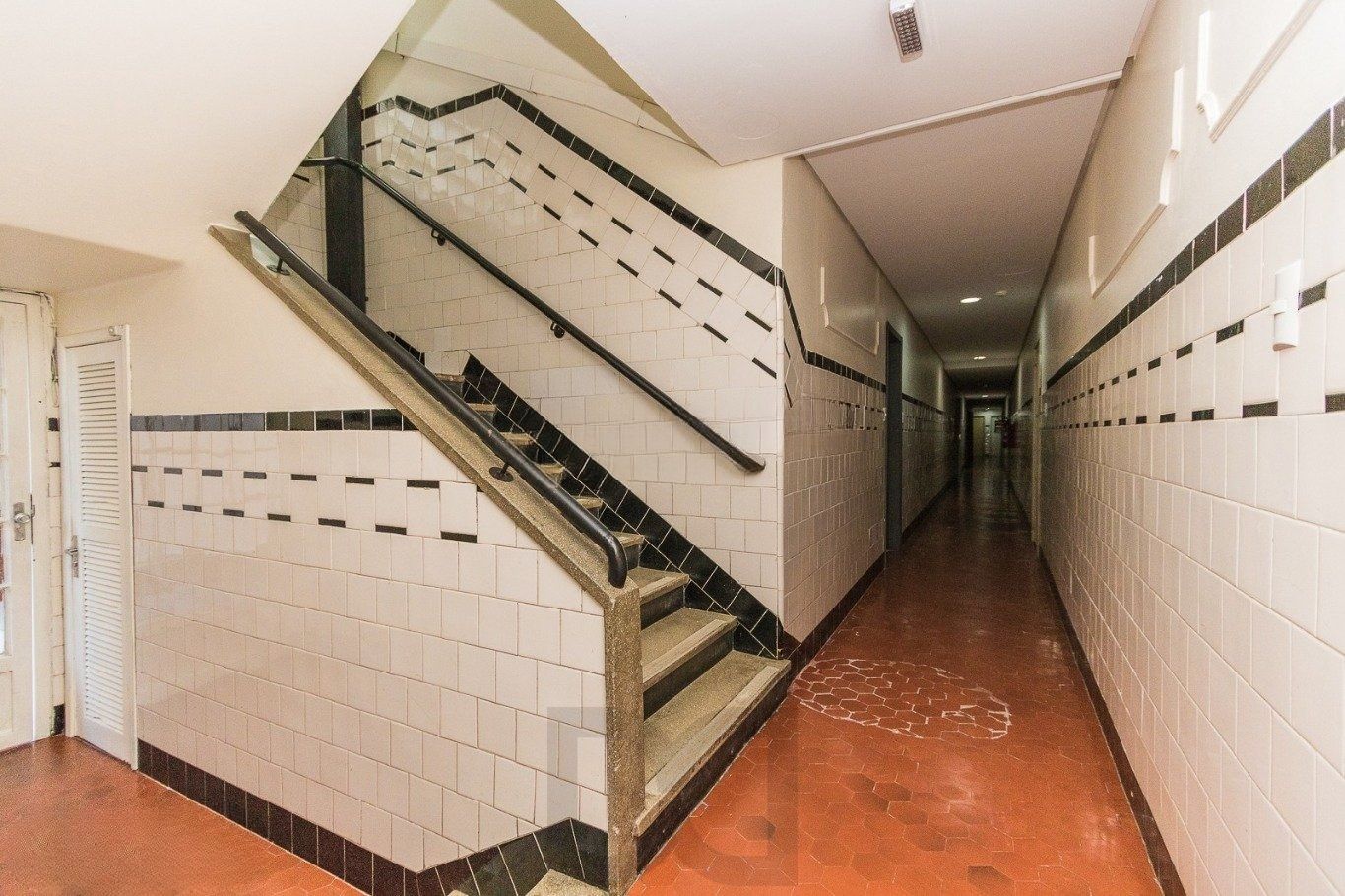 Apartamento com 1 quarto e portaria 24hrs no Bairro Menino Deus — foto 11