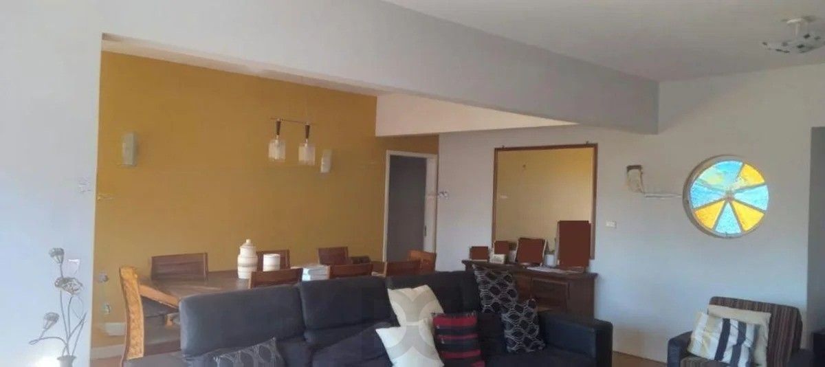 Apartamento Mobiliado com 4 Quartos e 2 Suítes Elevador e Vaga no Centro — foto 3