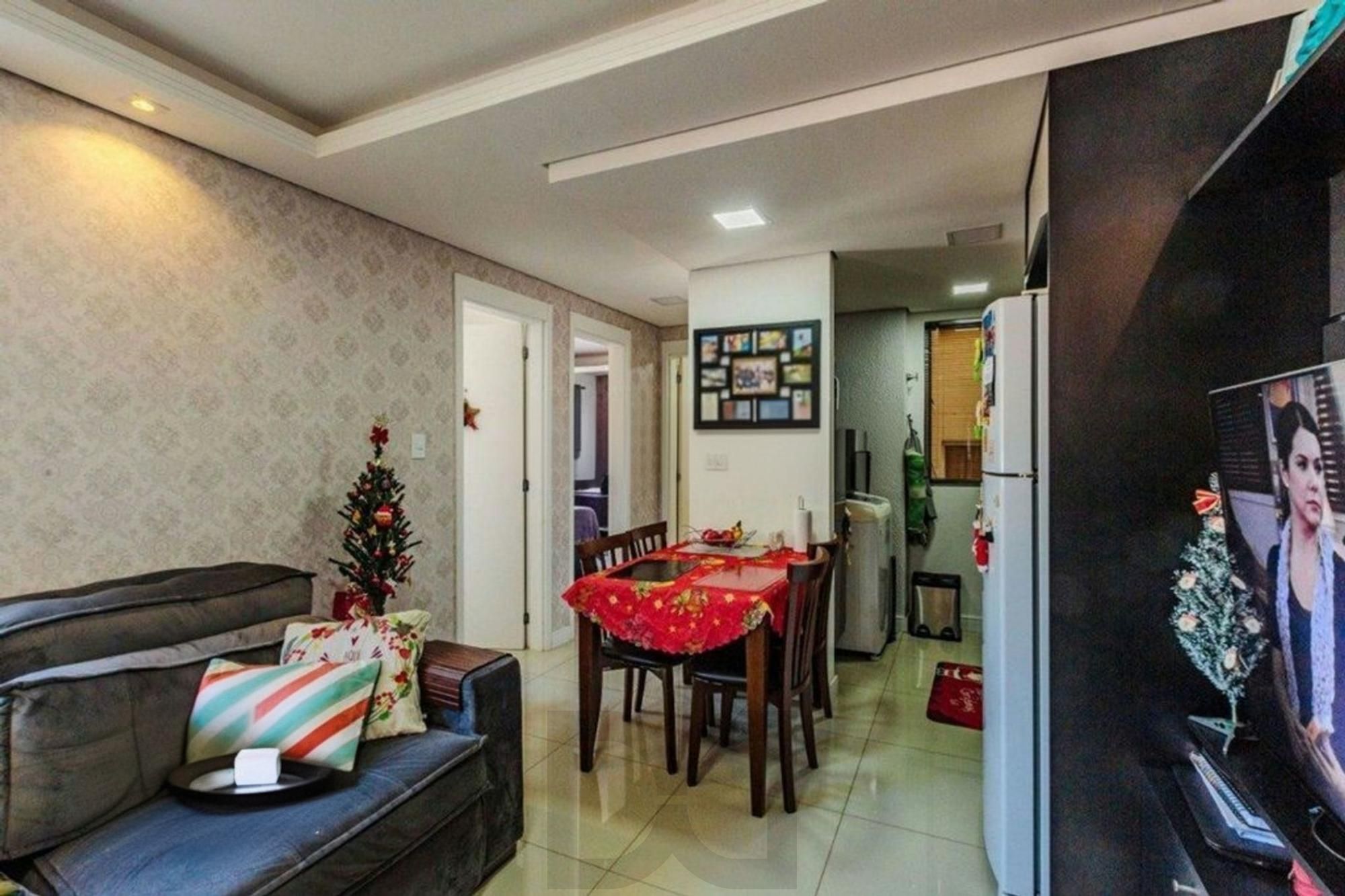 Apartamento semi mobiliado de 2 quartos e 1 vaga no bairro Glória. — foto 3