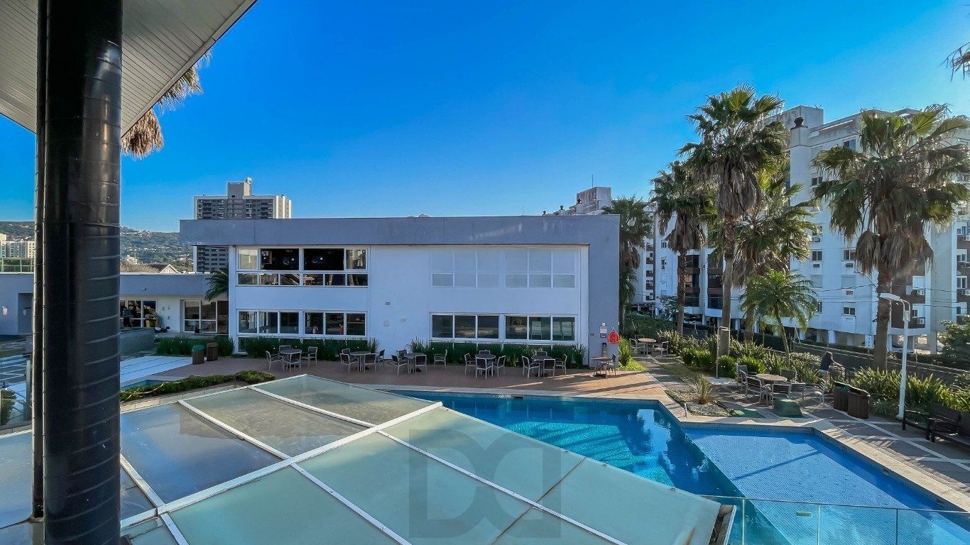 Casa em Condomínio com 3 quartos, 3 suítes, 2 vagas e 195m² no Jardim Carvalho. — foto 41