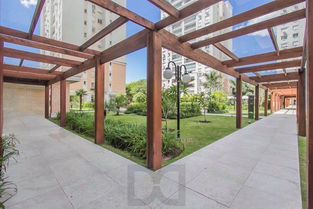 Apartamento com 3 dormitórios, 1 suíte, 1 vaga e elevador no Passo da Areia — foto 44