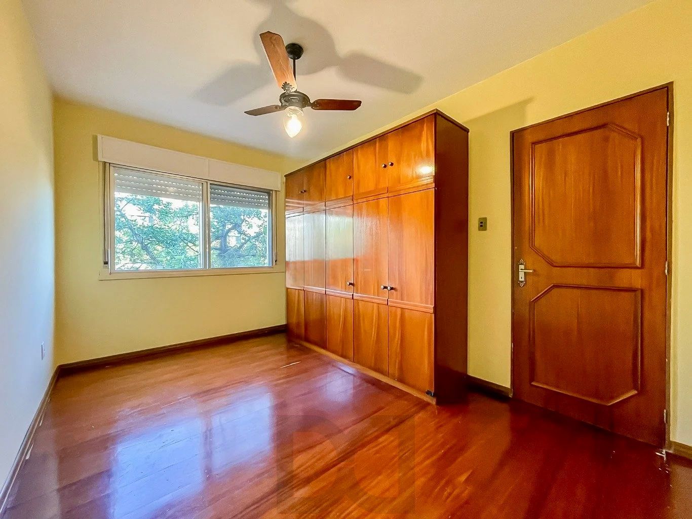 Apartamento no último andar com 1 dormitório 46m2 Bairro Cristal BarraShopping — foto 13