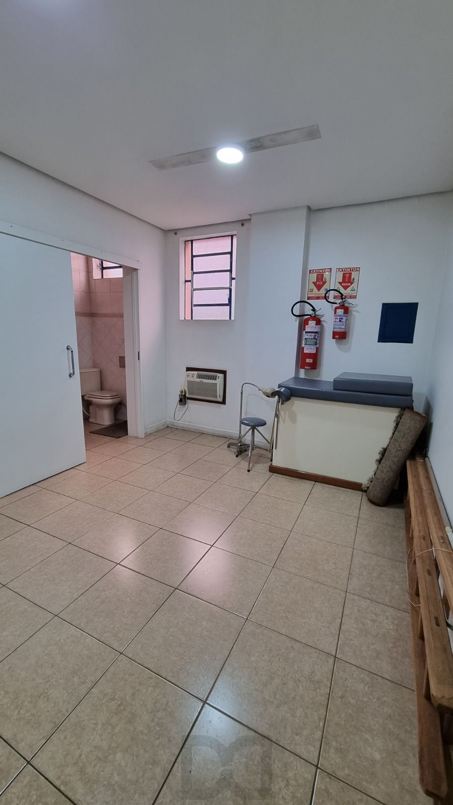 Sala comercial no Bairro passo do Feijó em Porto Alegre. — foto 34