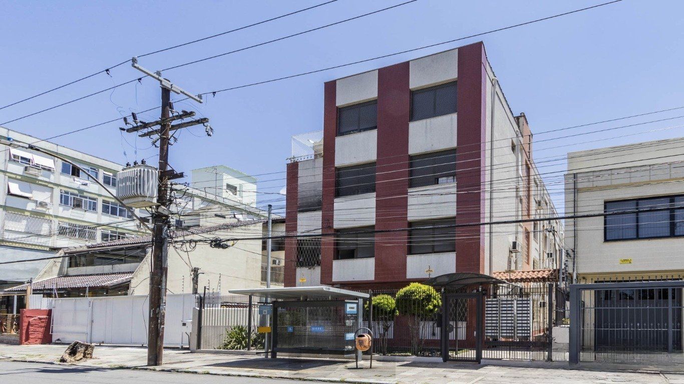 Apartamento de 1 dormitório no bairro Menino Deus em Porto Alegre. — foto 46