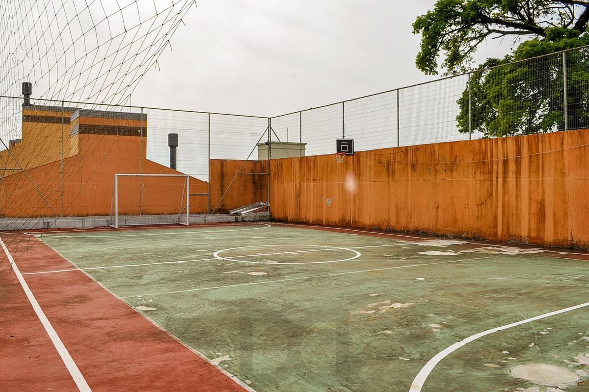 Ótima Casa condomínio pronta para morar, semi mobiliada, Bairro Menino Deus — foto 38