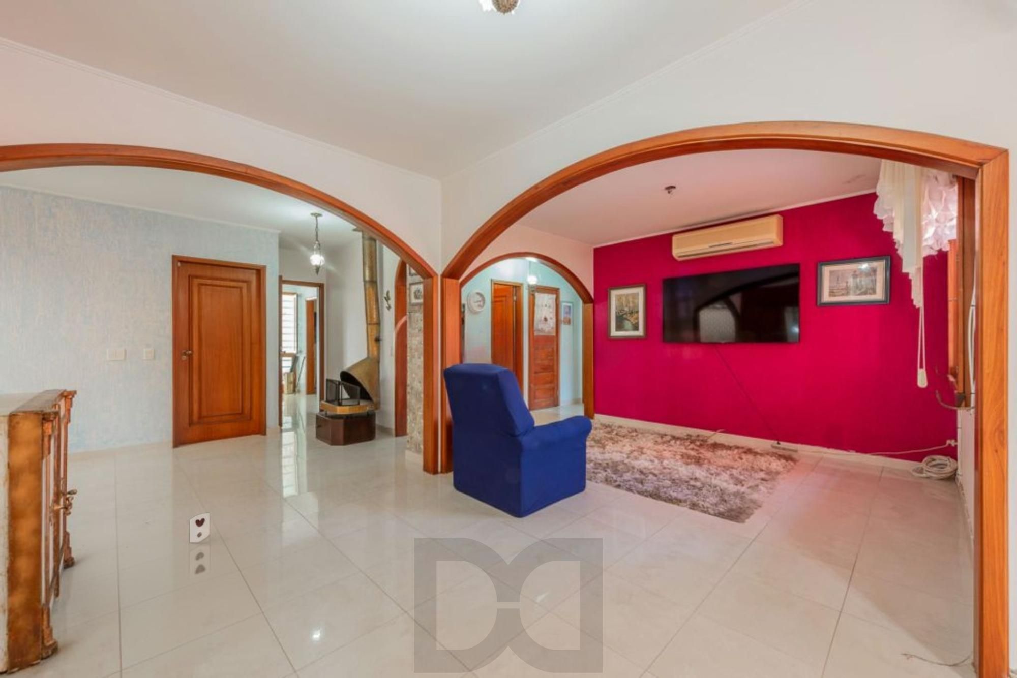 Casa com 3 dormitórios,1 suíte, 4 banheiros e 4 vagas, 203m² no Jardim Itu. — foto 5