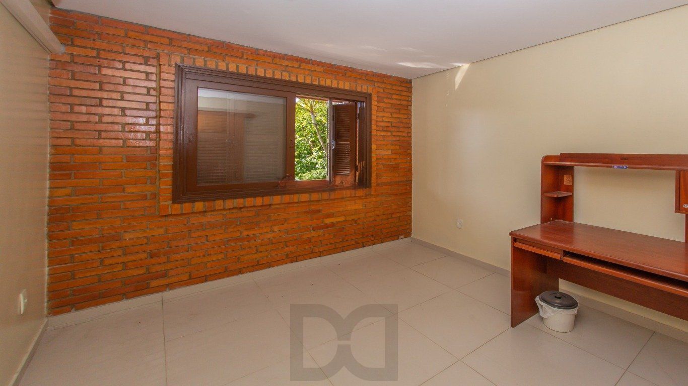 Casa 3 Dorm com Suíte e 4 Vagas no Jardim do Salso Próx PUCRS — foto 31