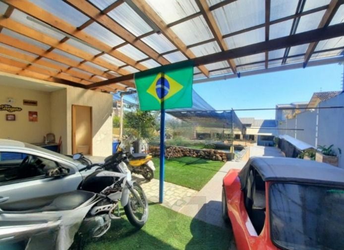 Casa de 4 quartos,suíte,churrasqueira no bairro Nonoai — foto 16