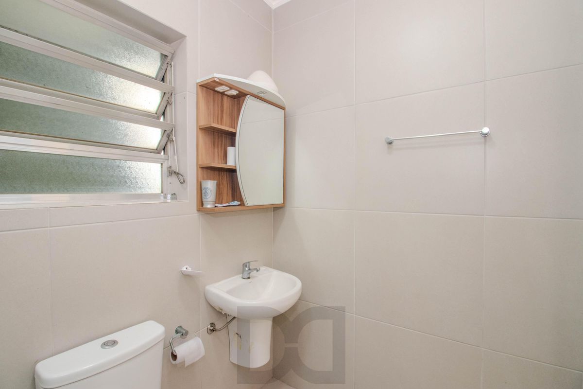 Casa com 3 dormitórios no Bairro Jardim Floresta — foto 12