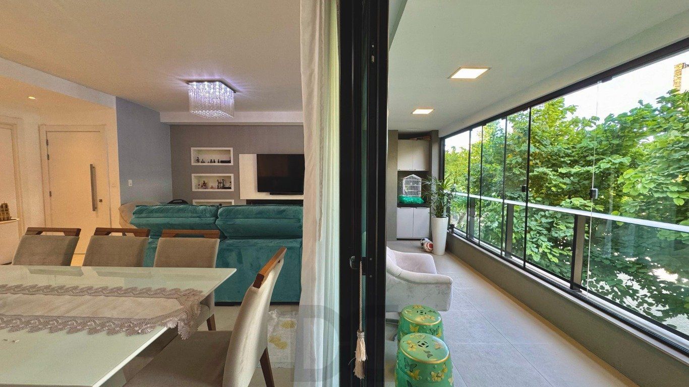 Apartamento semi mobiliado de 3 dormitórios no bairro Pedra Redonda — foto 36
