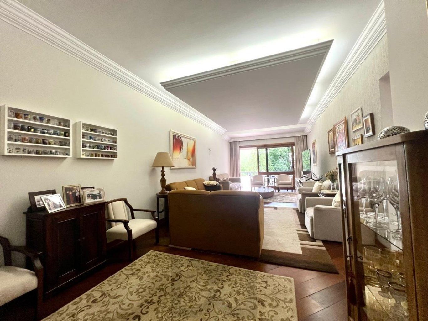 Apartamento com 4 quartos, 223m²,2 vagas, elevador no bairro Jardim do Salso. — foto 6
