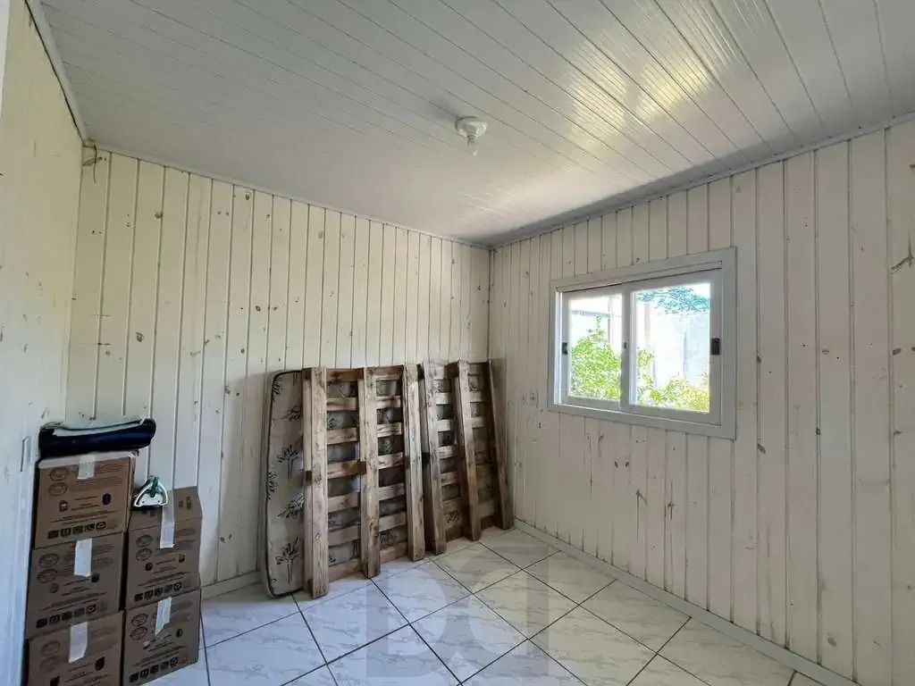 Casa com 3 quartos, vaga coberta e com muro no bairro Campos Novo — foto 11