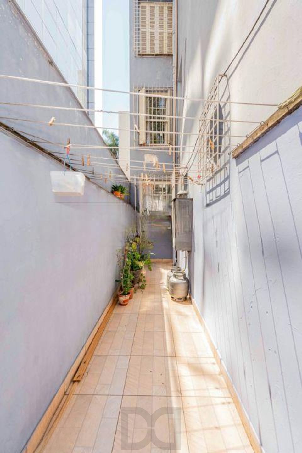 Apartamento Garden, 3 dormitórios, 1 suíte, 1 vaga, churrasqueira no bairro Santana. — foto 32
