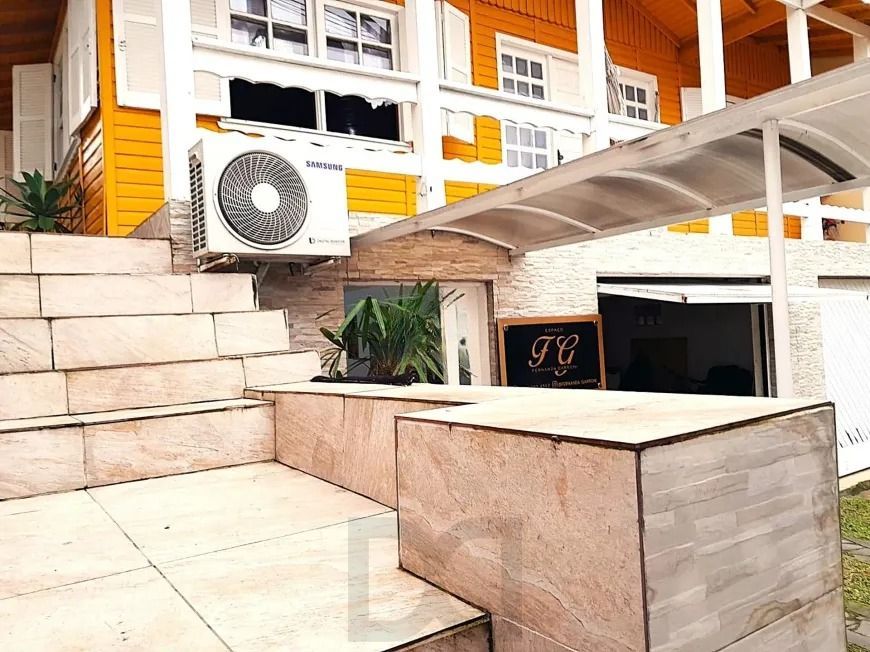Casa com 3 Quartos e 3 banheiros à Venda, 387 m² — foto 34