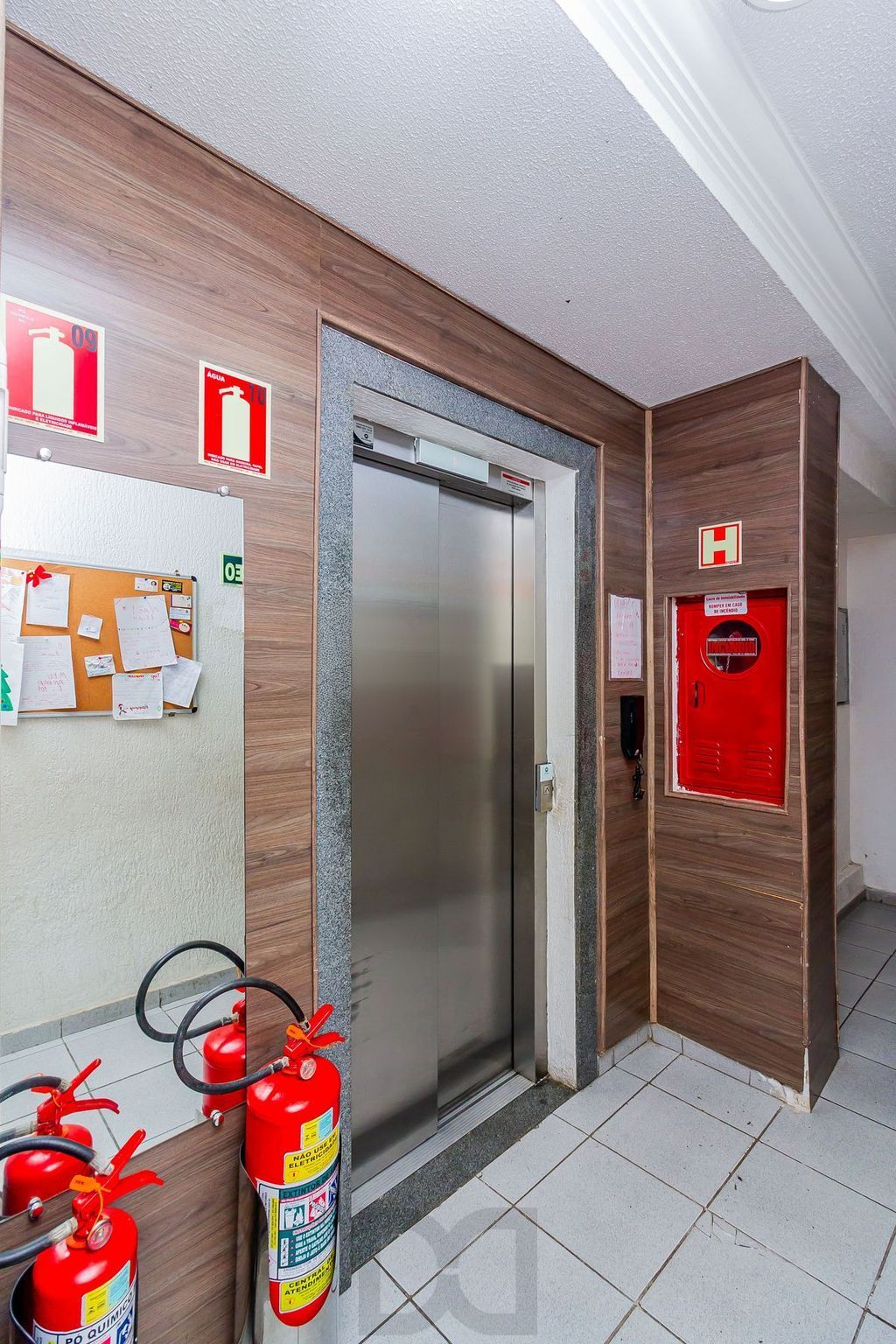 Apartamento com 2 quartos e 1 vaga de garagem no Bairro Sarandí — foto 17